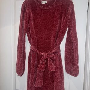 Pink sweater dress with tie